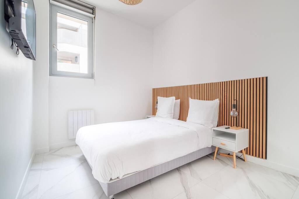 Cosy Flat For 6 People #2 Asnières Exterior foto