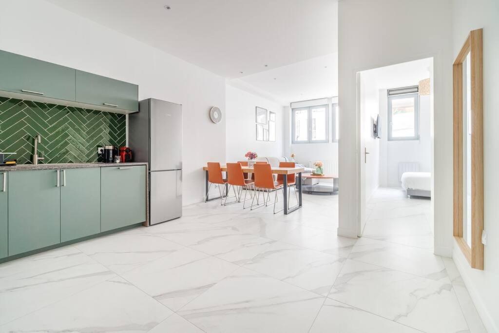 Cosy Flat For 6 People #2 Asnières Exterior foto